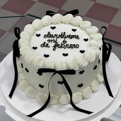 FullHeart Bow Cake